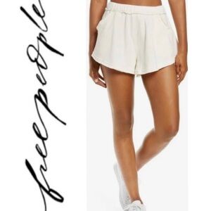 💫 FREE PEOPLE® The Way You Move Shorts Size XS Ivory NWT